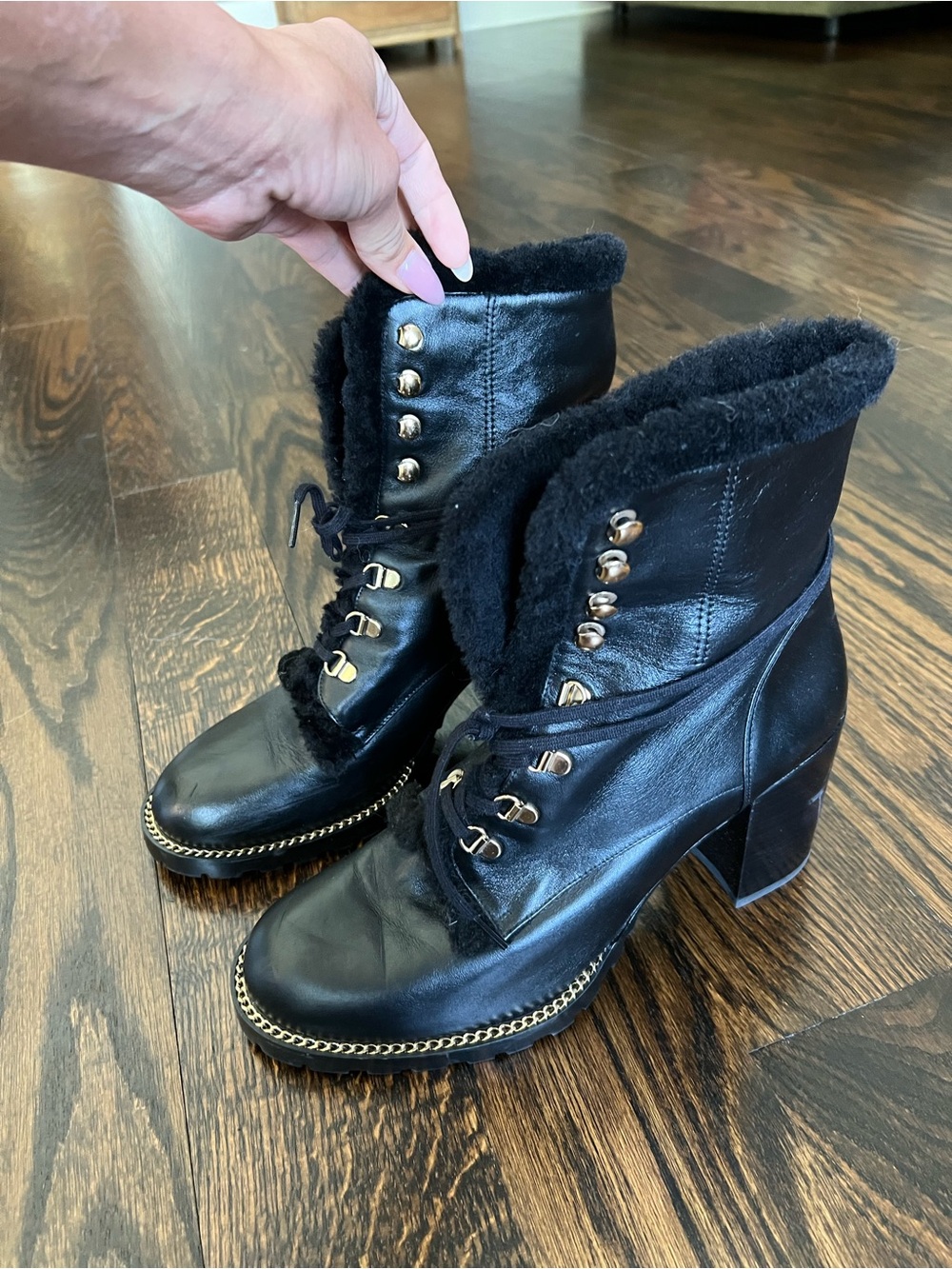 Stuart Weitzman Black Leather Lace-Up Shearling Trim Block Heel Boots